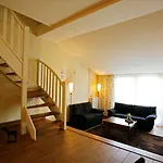 Romantik Kasteel Daelenbroeck 4* 海尔肯博斯