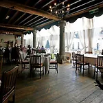 Romantik Kasteel Daelenbroeck 4* 허켄보쉬