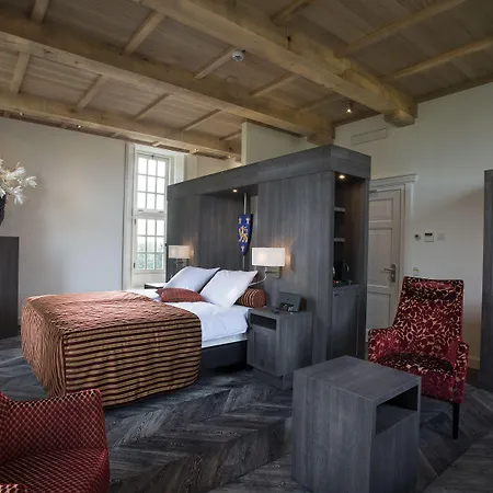 Hotel Romantik Kasteel Daelenbroeck 4*