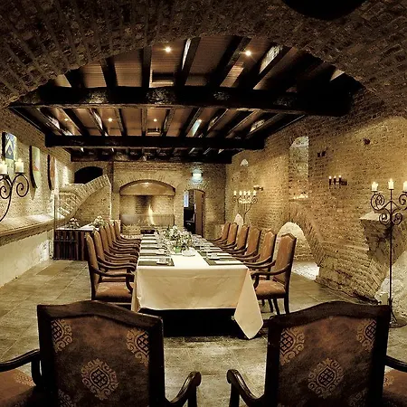 Romantik Kasteel Daelenbroeck Hotel