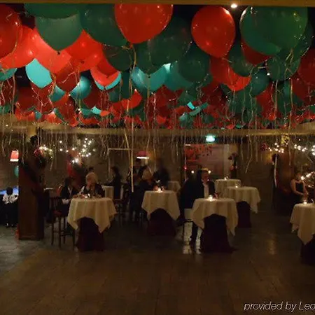 Hotel Romantik Kasteel Daelenbroeck 4*