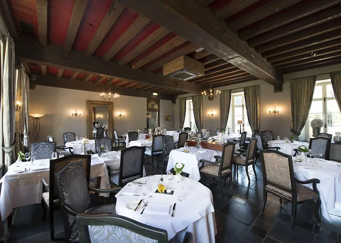 Romantik Kasteel Daelenbroeck 4* Херкенбош