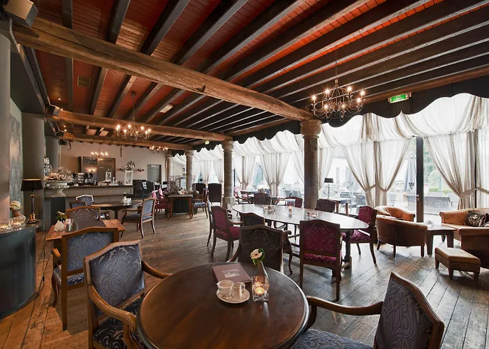 Romantik Kasteel Daelenbroeck Херкенбош