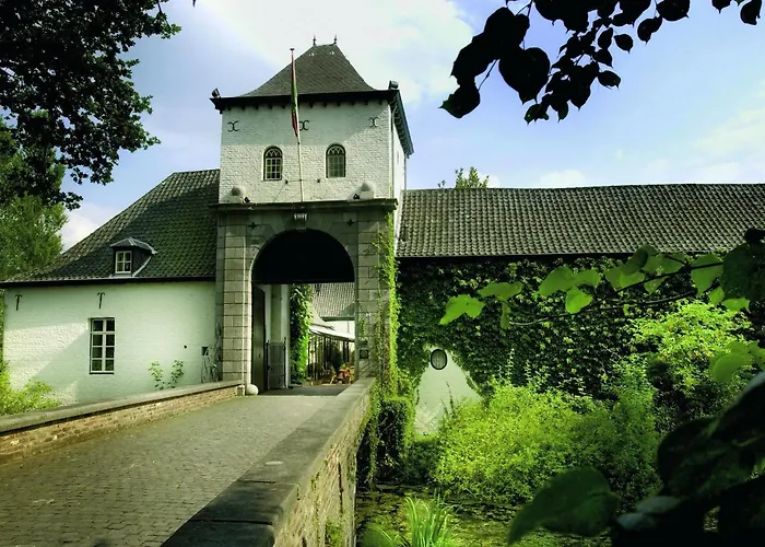Romantik Kasteel Daelenbroeck Отель Херкенбош