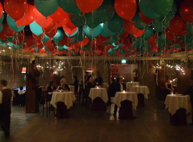 Отель Romantik Kasteel Daelenbroeck 4*