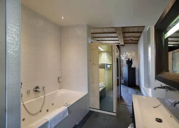 Romantik Kasteel Daelenbroeck Hotel 4*